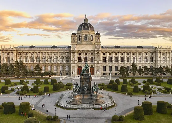 Apartment Historic Redesigned Schoenbrunn Palace W Free Parking And 24h Check-in Vienna