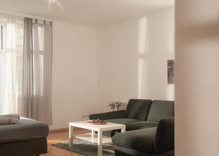 Historic Redesigned Schoenbrunn Palace W Free Parking And 24h Check-in Apartment Vienna