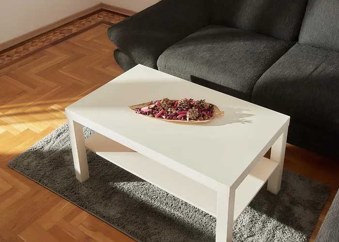 Apartment Historic Redesigned Schoenbrunn Palace W Free Parking And 24h Check-in *